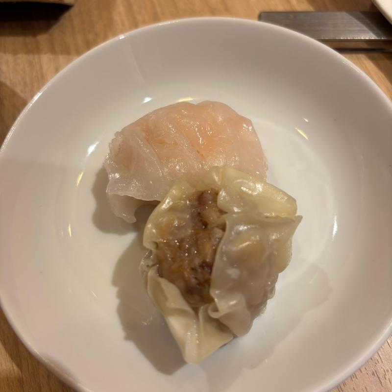 エビシュウマイと肉シュウマイ(SMART中華 赤坂前)