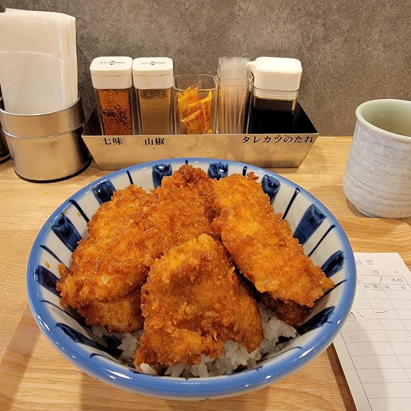 鶏たれかつ丼(タレカツ食堂たれとん 新橋店)