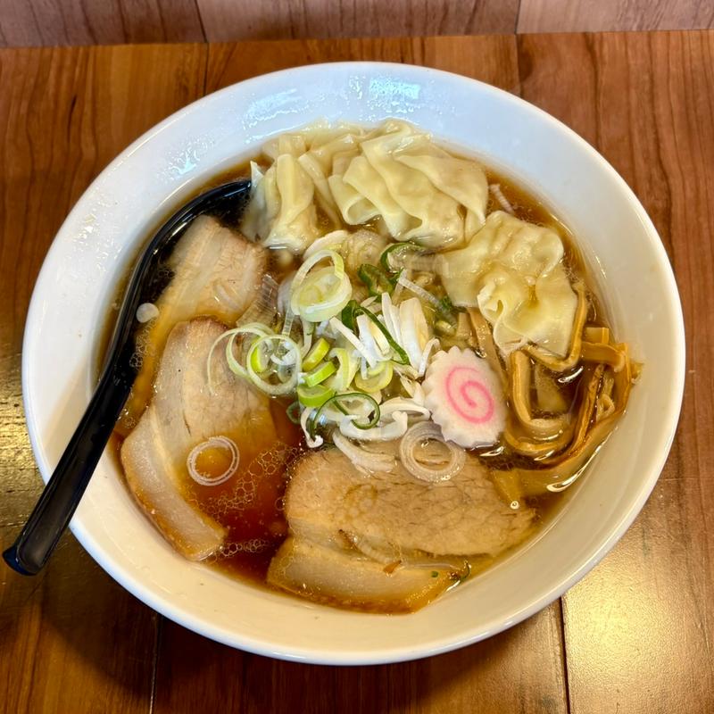 中華そばワンタン麺(in EZO 本店)