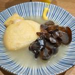 鶏出汁おでん  餅きんちゃく・木耳