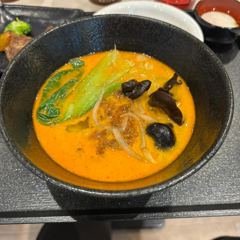 担々麺(ドーミーイン川崎)