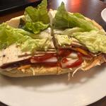 豚のハムのバインミー