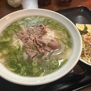 しゃぶしゃぶ牛肉のフォー