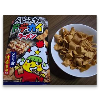 ベビースター ドデカイラーメン とり皮甘辛胡椒風味