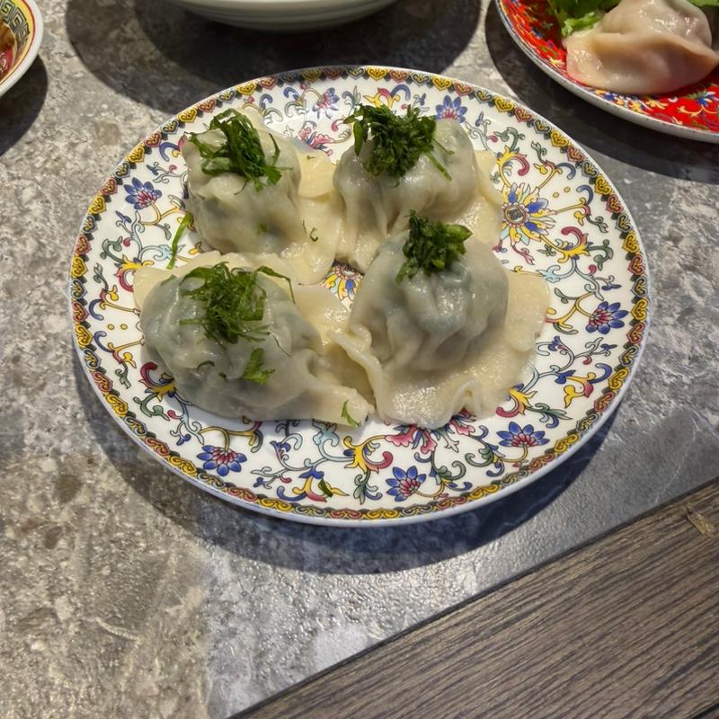 シソ水餃子(餃子マニア 品川別館)