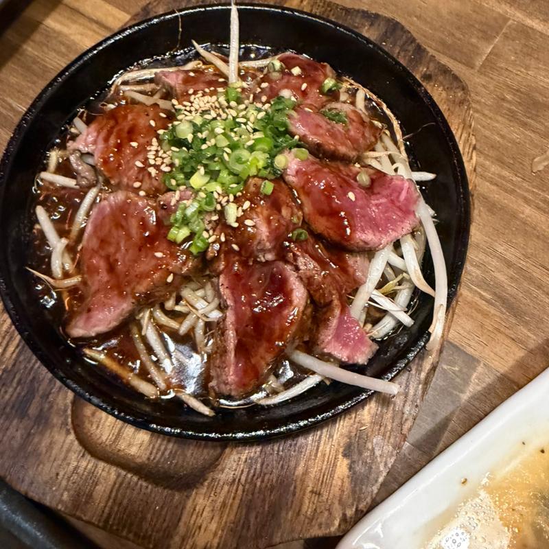 赤身鉄板ステーキ(えびすや 新市街店)