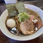 焦がし醤油ブラックラーメン