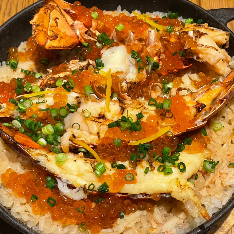 オマール海老とズワイガニの炊き込みご飯(和えに)