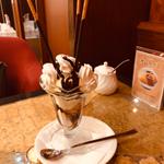チョコレートパフェ