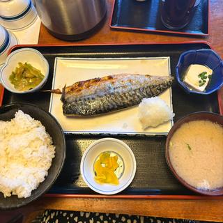 鯖の塩焼き(和風創作料理 銭形)