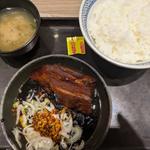 厚切り豚角煮定食