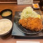 ロースとんかつ定食 160g