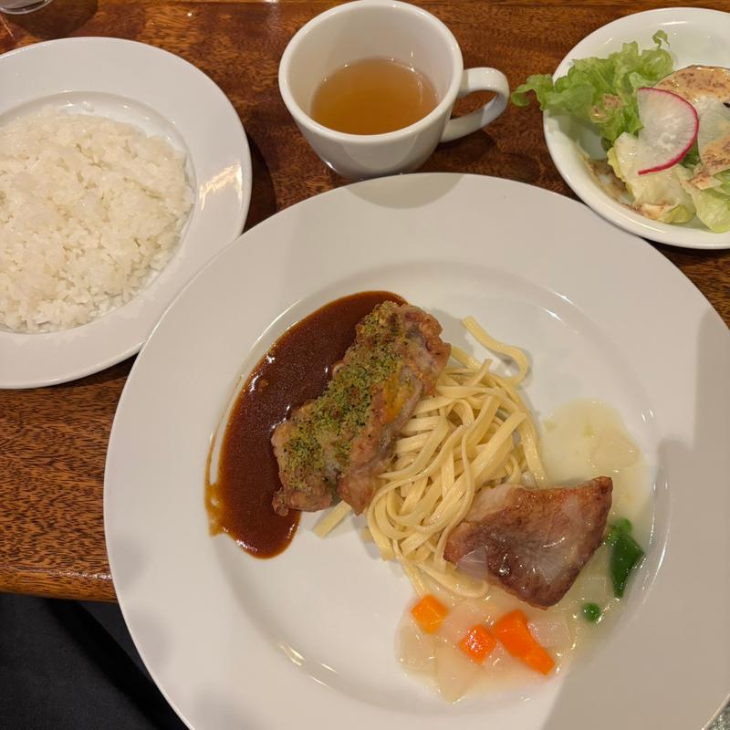 赤魚の唐揚げとチキンソテー(東レ社員クラブ)