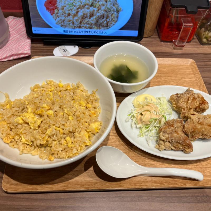 唐揚げ定食(チャーハン専門店 大阪炒飯倶楽部)