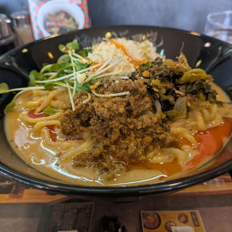 SPICY汁なし担々麺 魯珈プレート 大盛(らあめん花月嵐 酒田みずほ通り店)