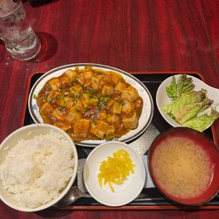 麻婆豆腐定食