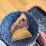 煮物(刺身DX定食)