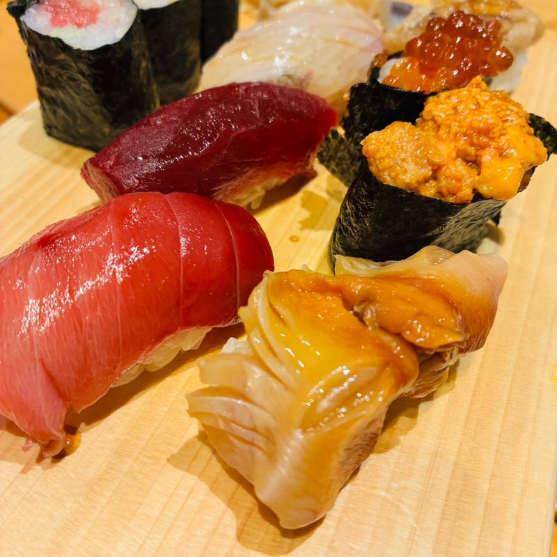 (銀座まる伊寿司)