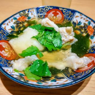 とらふぐと揚げ餅おでん(寿司トおでんにのや横浜店)