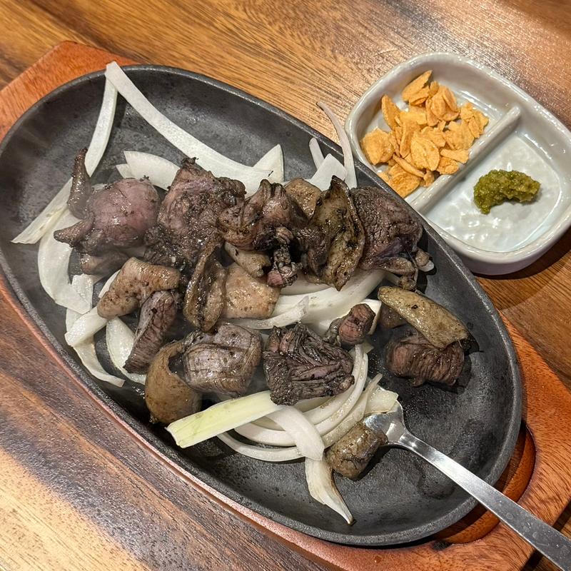 闘鶏名物！もも焼き(闘鶏 福島店)