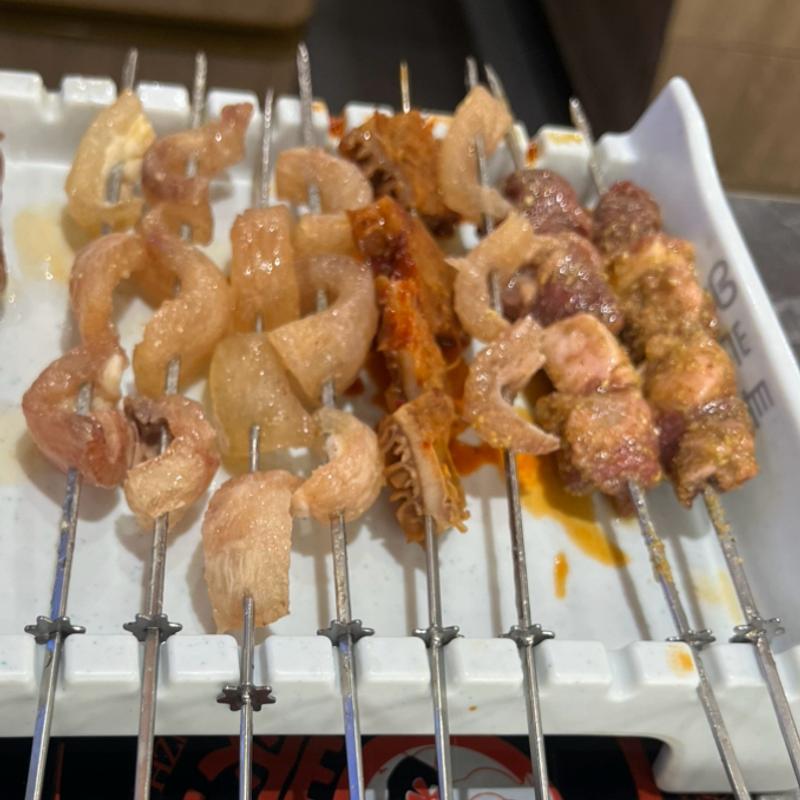 内臓串　盛り合わせ(羊炭長)