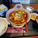 麻婆豆腐定食(居酒屋 万(よろず) 浦和店)