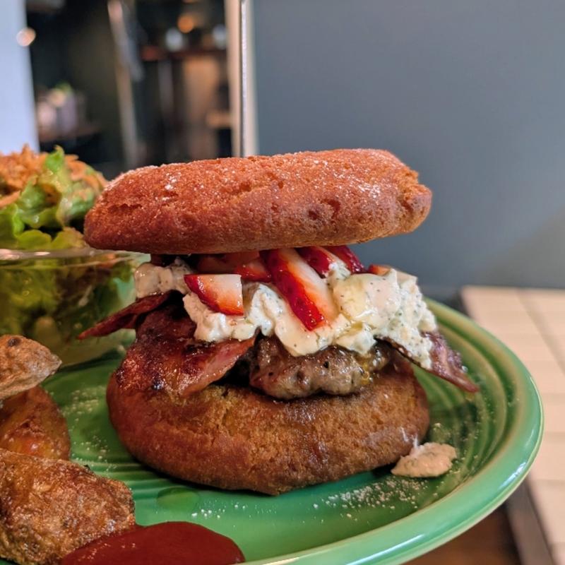 ルーサーバーガー(S.B.DINER-KOBE （エスビーダイナー コウベ）)