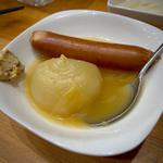 丸ごと玉ねぎとソーセージの洋風おでん