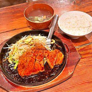 トンテキ定食180g