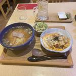 らーめんとひれかつ丼定食