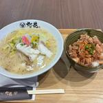 鯛味噌らぁめんとチャーシュー丼