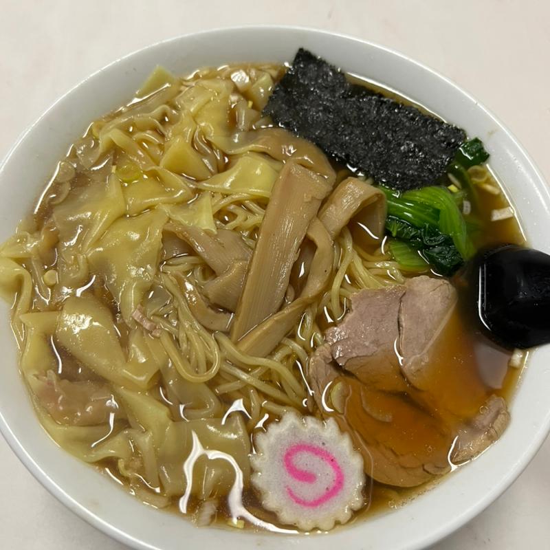 ワンタンメン大盛り(中華料理 クサカ亭)