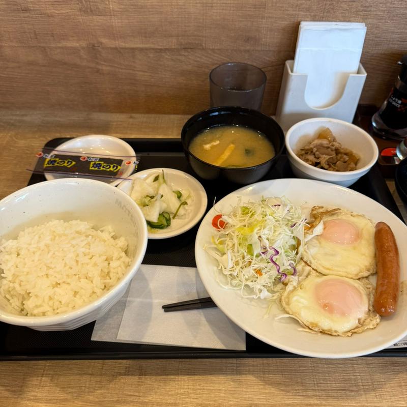 ソーセージエッグW定食(松屋 足立保塚店 )