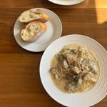 能登産カキときのこのカルボナーラ