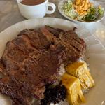 ビーフステーキ丼 大盛り