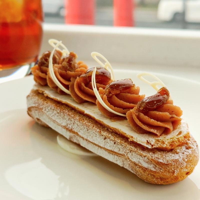 栗のエクレア(豊島屋洋菓子舗　置石)