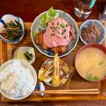 鳥唐揚げ定食