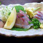 アジの活き造り